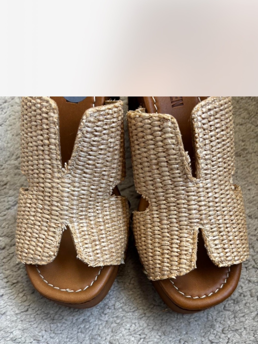 New Steve Madden Tan Woven Studded Platform Mule - Picture 7 of 10
